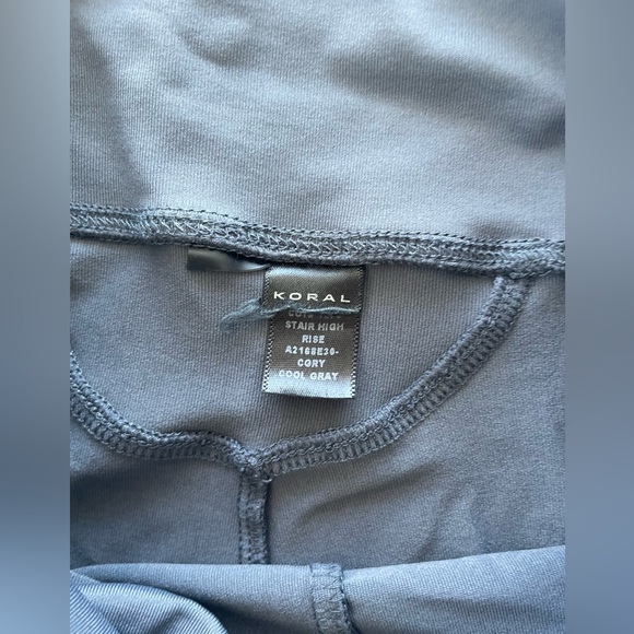 Koral leggings gray like new - Picture 8 of 10
